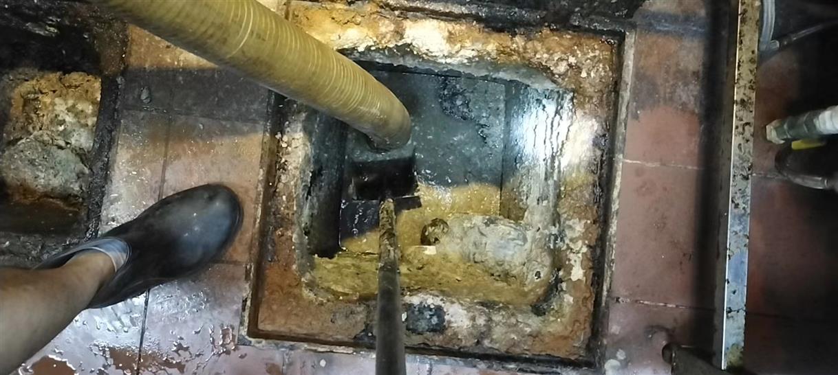 夏邑污水池清理一般都有毒气，怎么预防中毒呢？