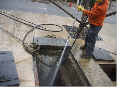 夏邑池底污泥如何清理